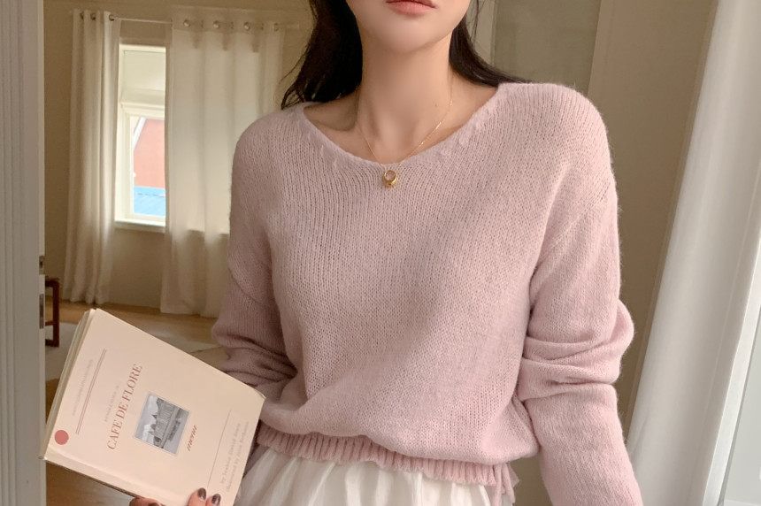 Ruffle Crew Neck Long-Sleeve Knit Crop Top