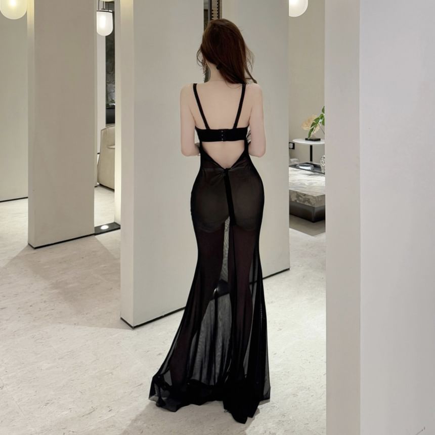 Spaghetti Strap Sweetheart Neck Glitter Mermaid Evening Gown