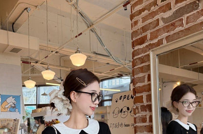 Peter Pan Collar Ruffle Hem Tee
