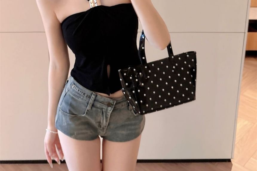 Halter Neckline Minimalist Crop Top