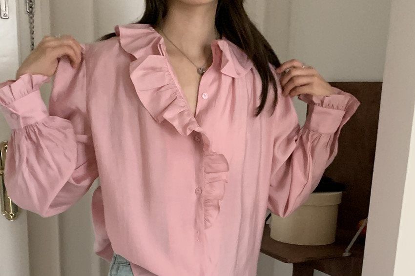 Ruffled Collar Long Sleeve Blouse
