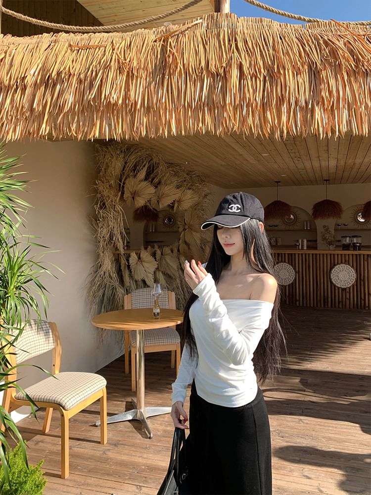 One-Shoulder Ruched Long Sleeve Tee