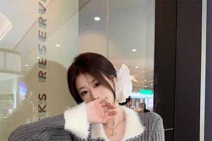 Two-Tone Ribbed Knit Collared Sweater