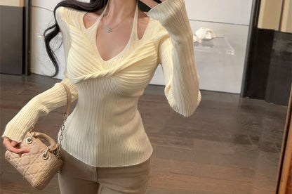 Ribbed Knit V-Neck Long Sleeve Top