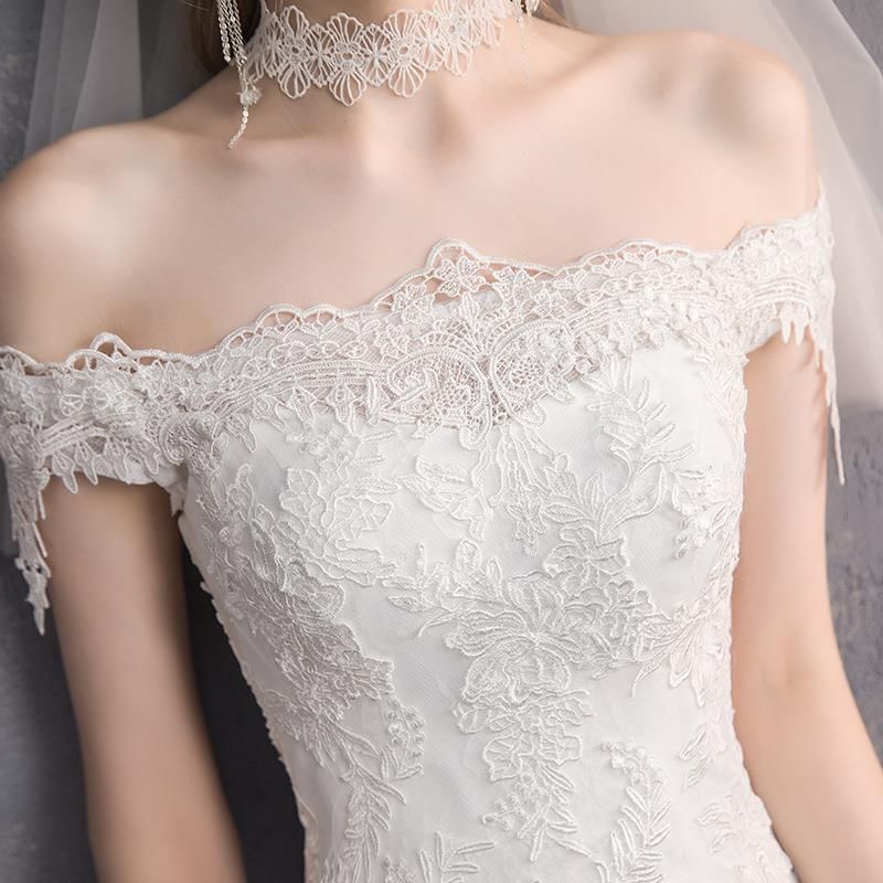 Sleeveless Off Shoulder Plain Lace Trumpet Wedding Gown