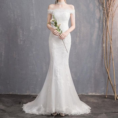 Sleeveless Off Shoulder Plain Lace Trumpet Wedding Gown