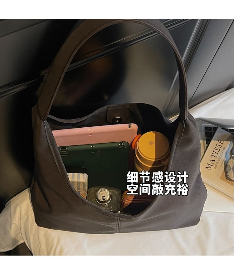 Set: Faux Leather Shoulder Bag + Pouch