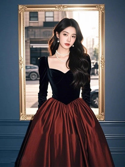 Long Sleeve Sweetheart Neck Two Tone Satin Panel Velvet A-Line Cocktail Dress