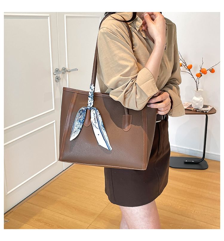 Set: Plain Faux Leather Tote Bag + Scarf