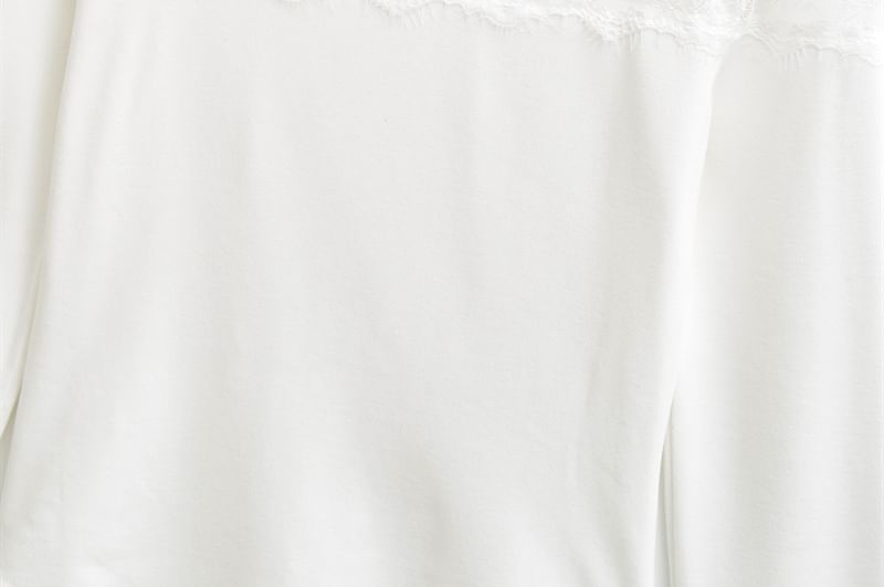 Lace-Insert Crewneck Crop Tee with Long Sleeves