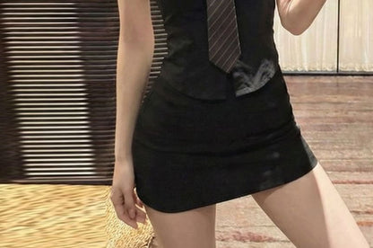 Classic Collared Sleeveless Button-Up Top with Neck Tie
