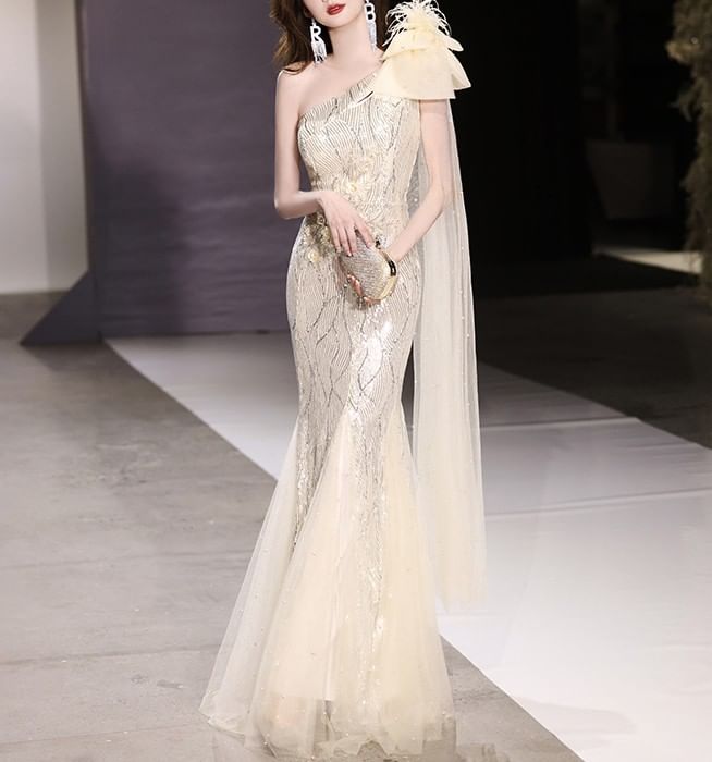 Sleeveless One-Shoulder Sequin Mermaid Evening Gown