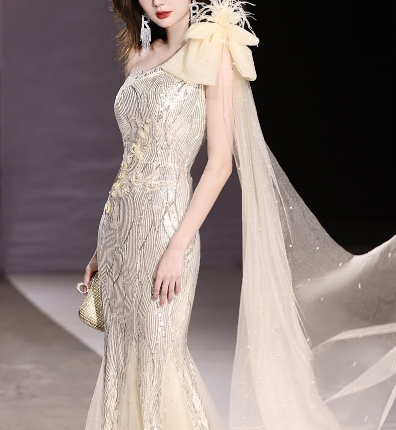 Sleeveless One-Shoulder Sequin Mermaid Evening Gown
