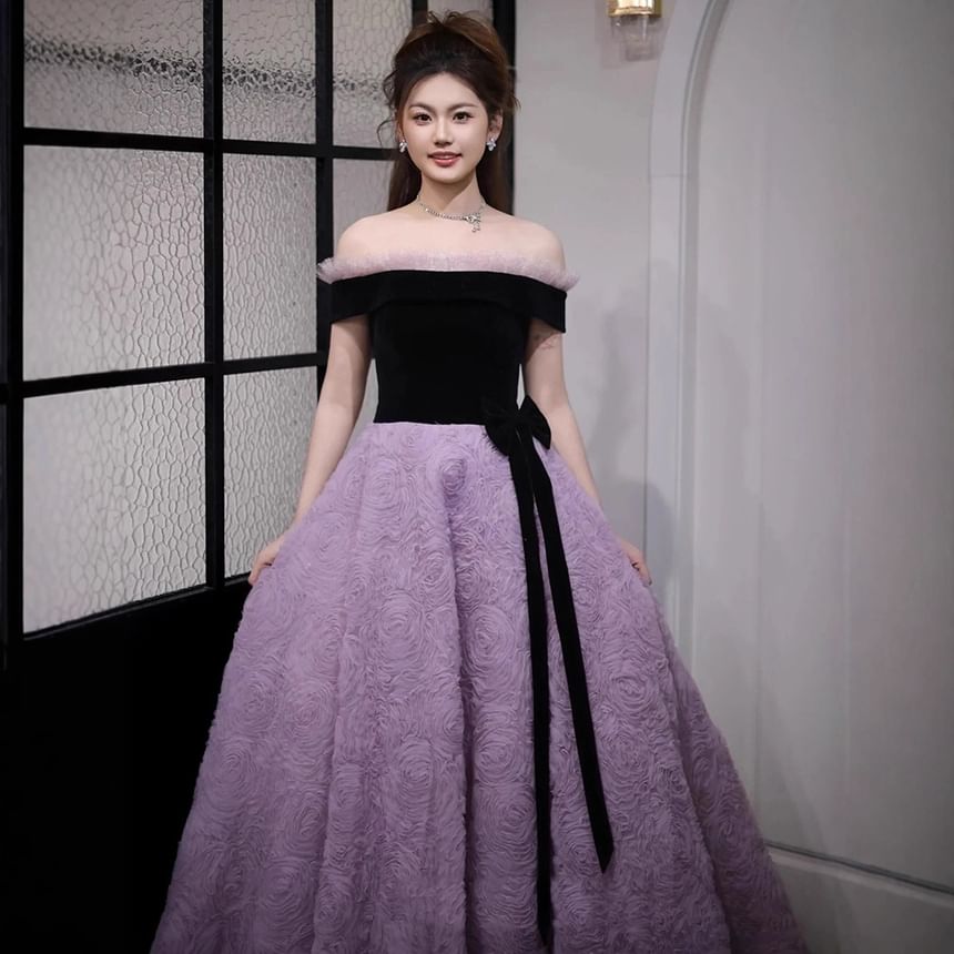 Off-Shoulder Two Tone Bow Accent Frill Trim Ball Gown