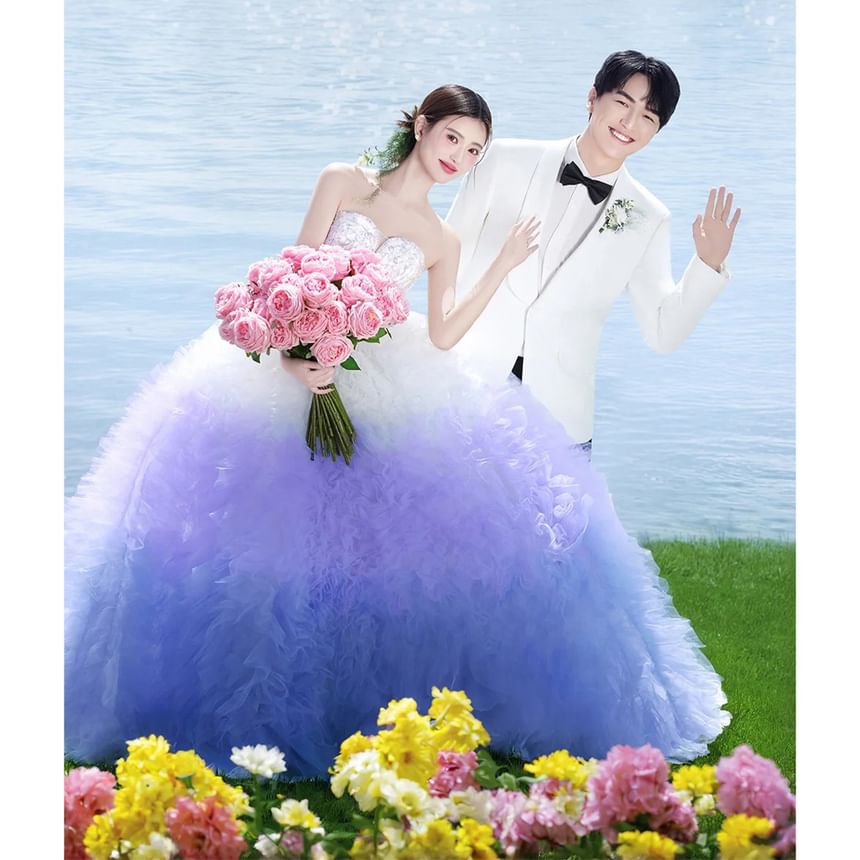 Strapless Sweetheart Neckline Gradient Ruffle Mesh Ball Gown