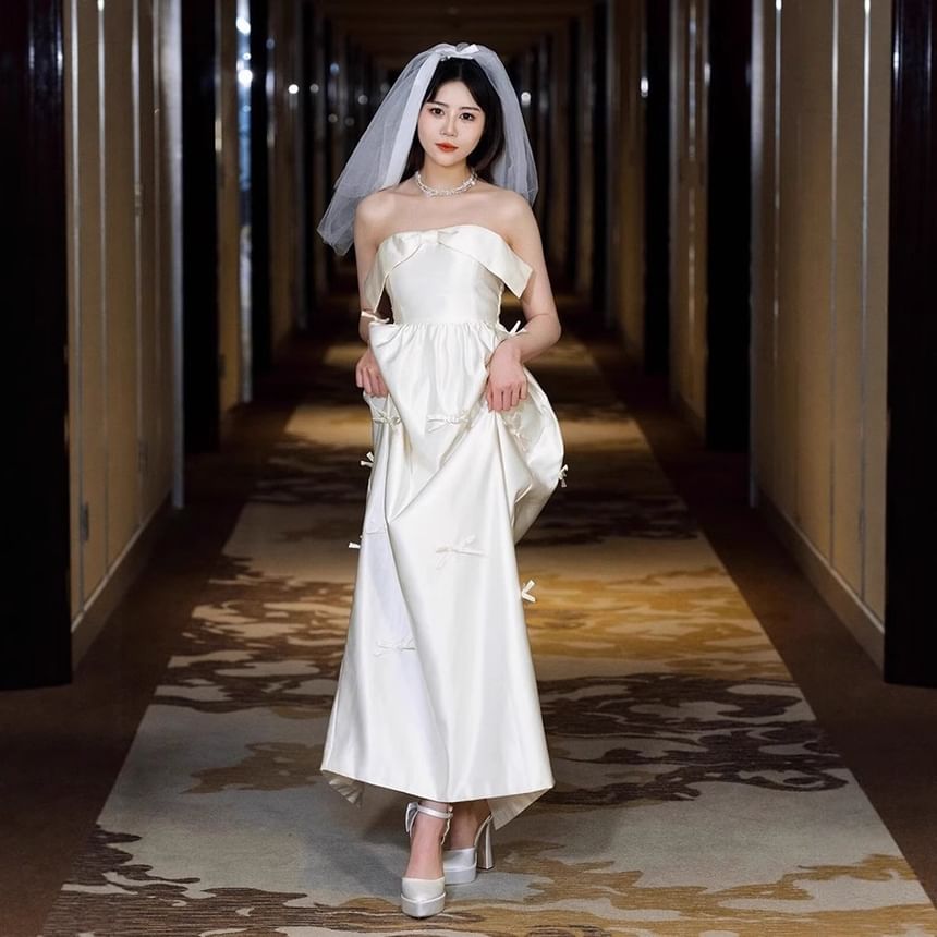 Strapless Plain Bow Accent Slit Satin A-Line Wedding Dress