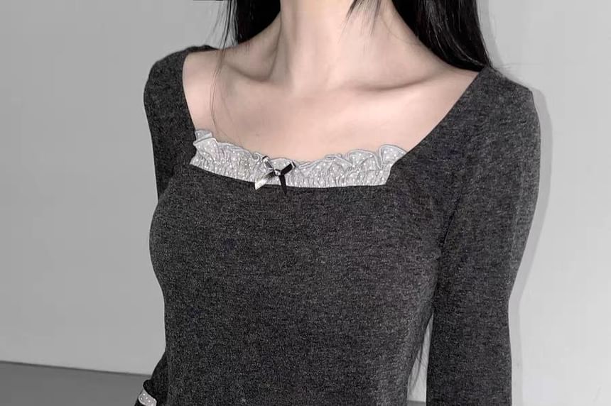 Micro Dot Frill Trim Square Neck Crop Tee
