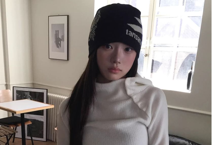 Asymmetrical Buttoned Hoodie