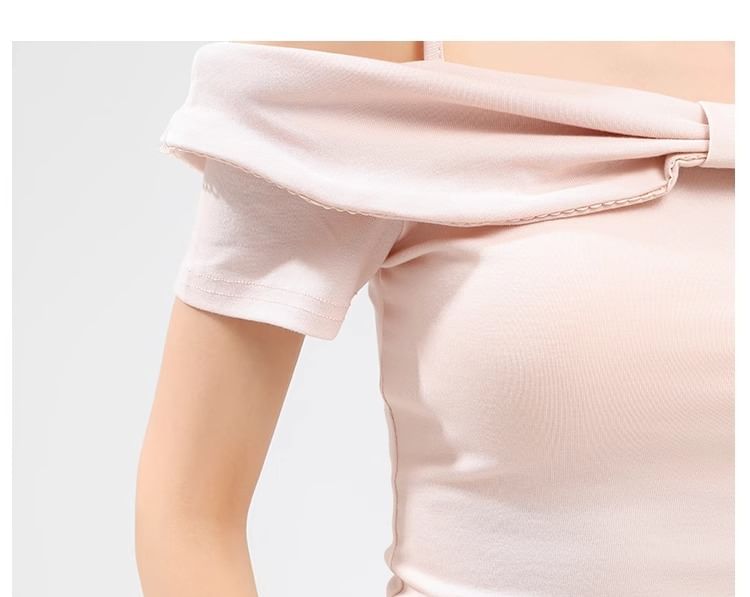 Cold Shoulder Crop Tee with Short Sleeves