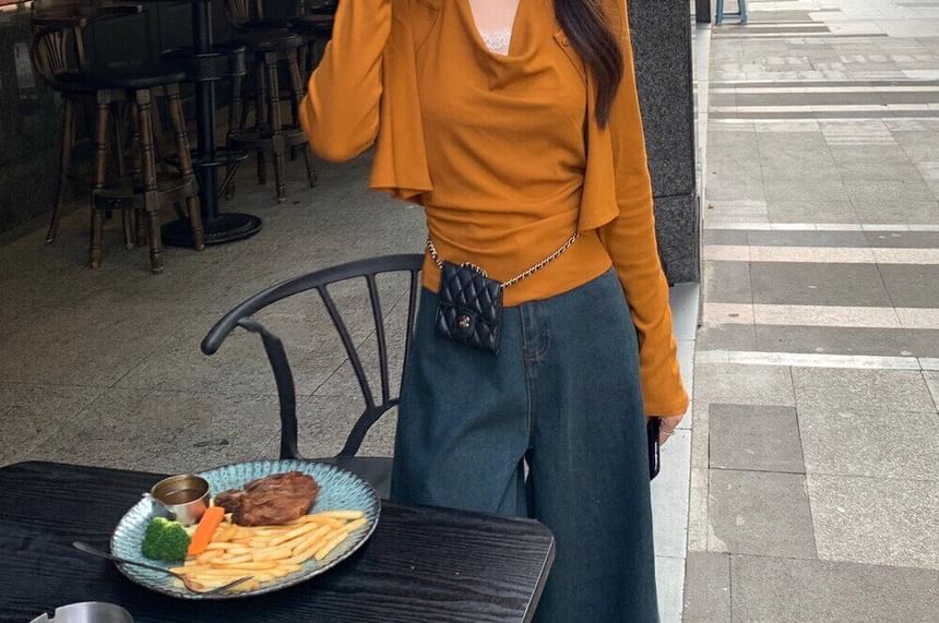 Set: Halter-Neck Plain Top + Open Front Cardigan
