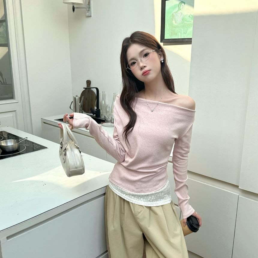 Mock Two-Piece Off-Shoulder Lace Panel Slim Fit T-Shirt