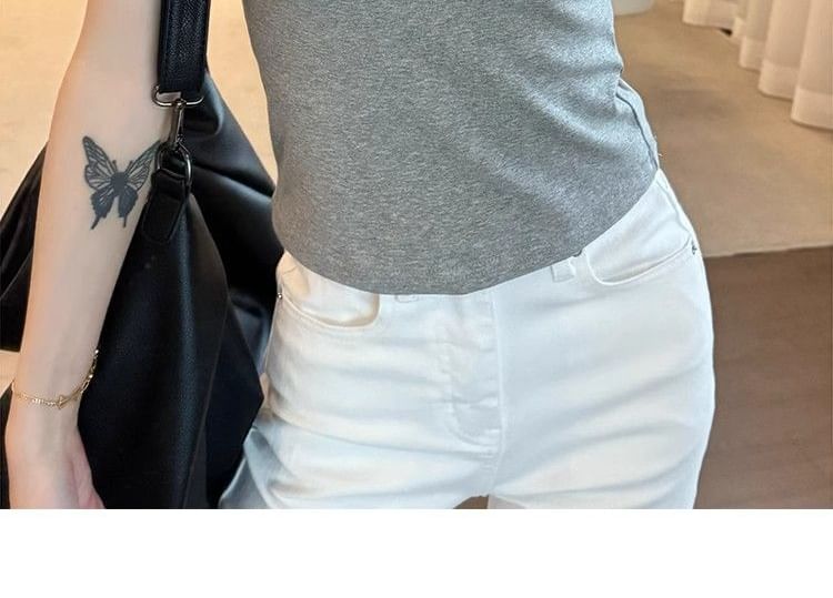 V-Neck Cropped Tee - Short Sleeve Slim Fit
