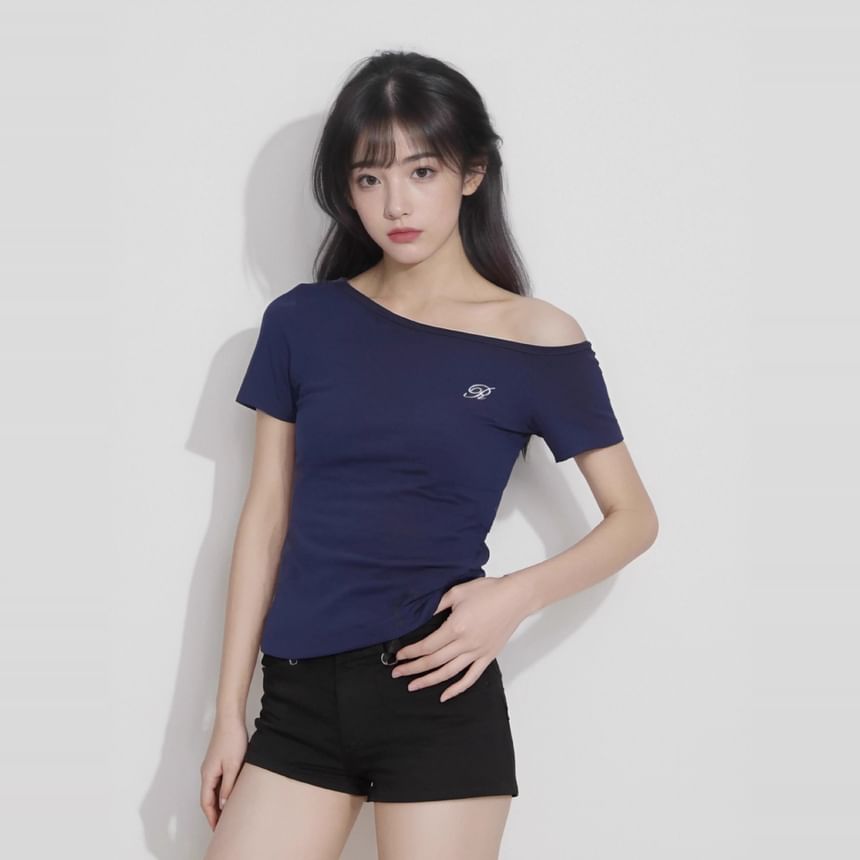 Off-Shoulder Fitted Tee - Short Sleeve Classic