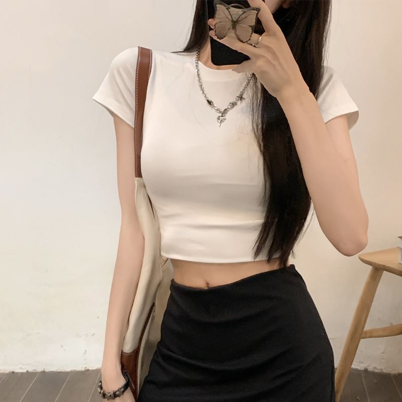 Cropped Crew Neck Tee - Short Sleeve Essential
