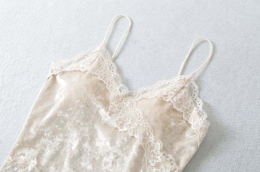V-Neck Lace Crop Camisole Top