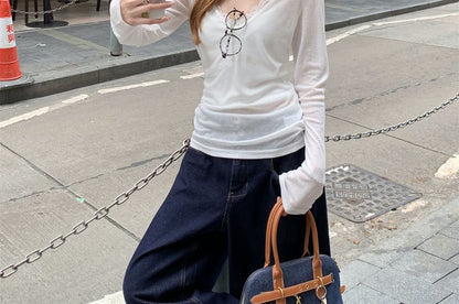 Sheer V-Neck Crop Tee with Lace Detailing - Fitted