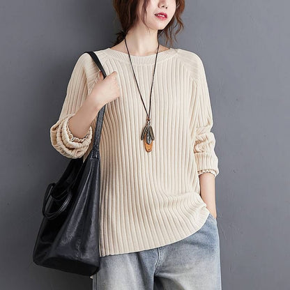Classic Crew Neck Knit Top