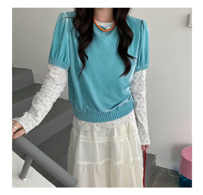 Casual Short Sleeve Crop Tee with Round Neck