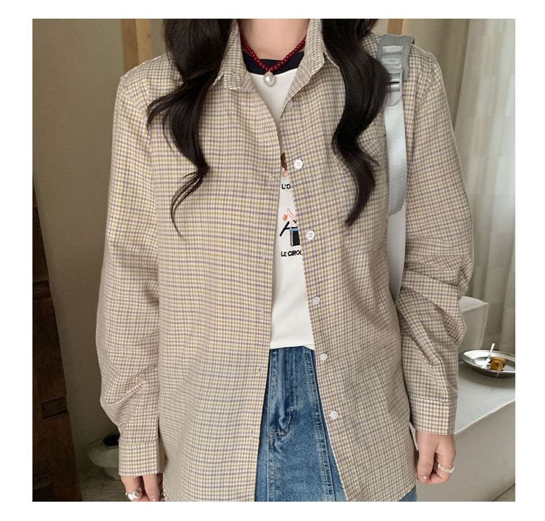 Classic Plaid Button-Down Long Sleeve Shirt