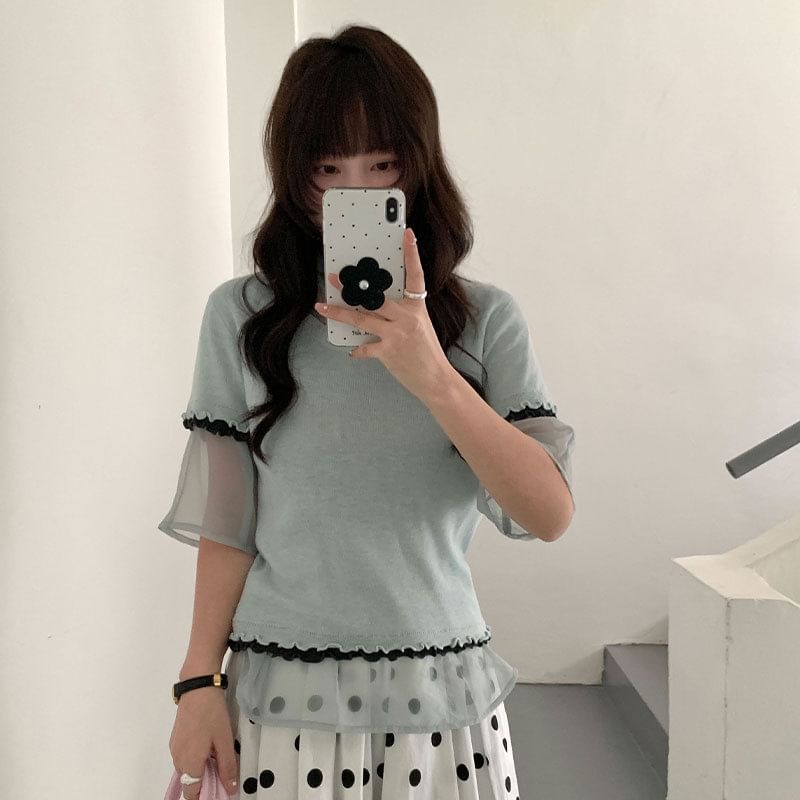 Contrast Trim Lettuce Edge Knit Top