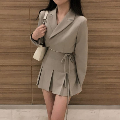 Black Crop Blazer with Notched Lapel and High-Waist Pleated Mini Skirt - Altfashion Shop