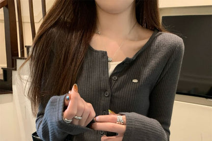 Two-Tone Buttoned Crop Top