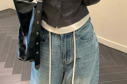 Two-Tone Buttoned Crop Top