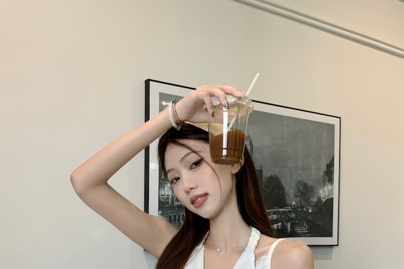 Lace Panel Ruched Back Crop Top