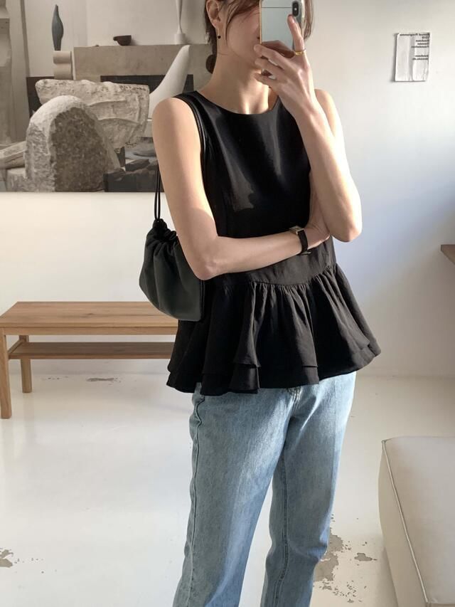 Ruffled Backless Sleeveless Blouse