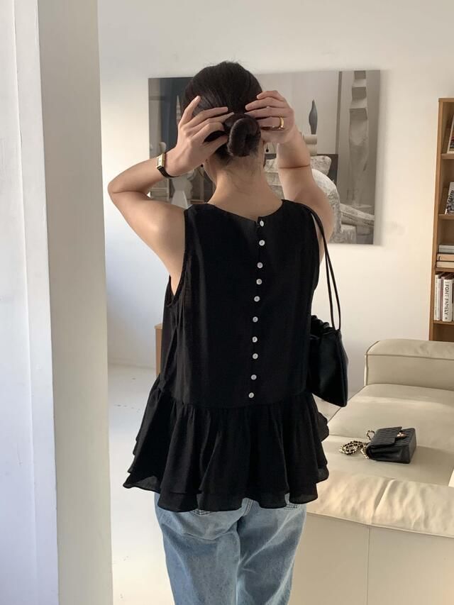 Ruffled Backless Sleeveless Blouse