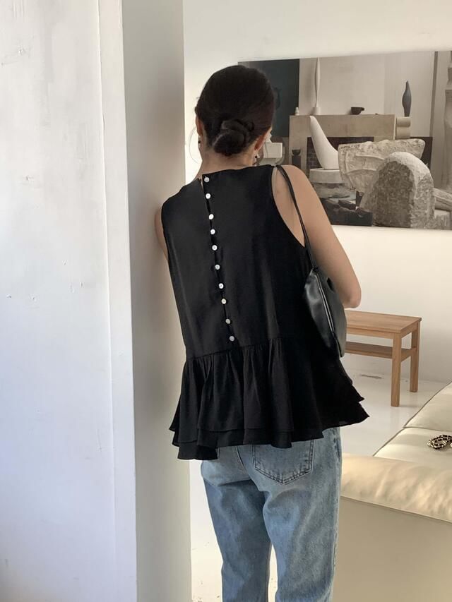 Ruffled Backless Sleeveless Blouse