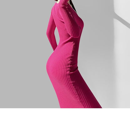 Long-Sleeve Scoop Neck Ribbed Knit Maxi Dress