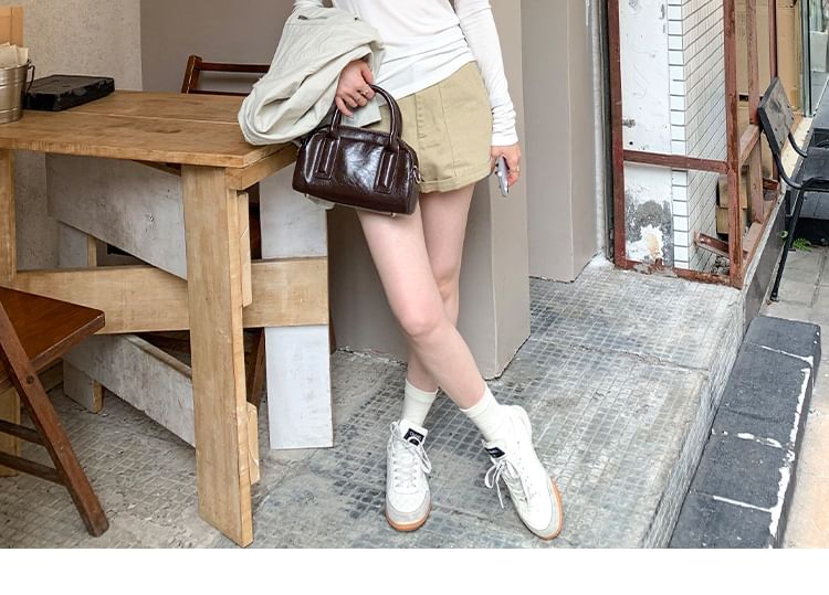 V-Neck Long-Sleeve Tee - Solid Basic