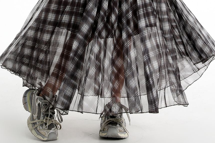 Black Checkered High-Waist Flared Maxi Skirt - Altfashion Shop