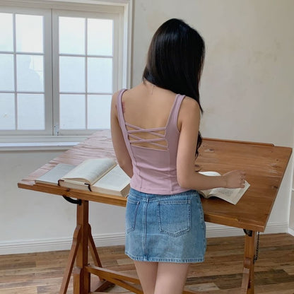 Padded Tank Top with Square Neck and Solid Color
