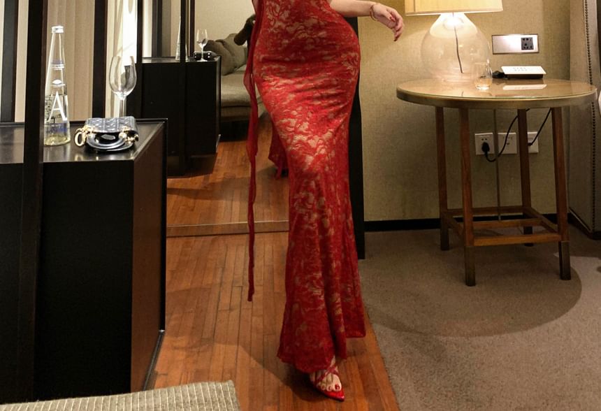 Spaghetti Strap Open Back Lace Bodycon Evening Gown