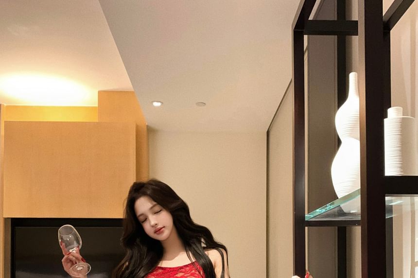 Spaghetti Strap Open Back Lace Bodycon Evening Gown