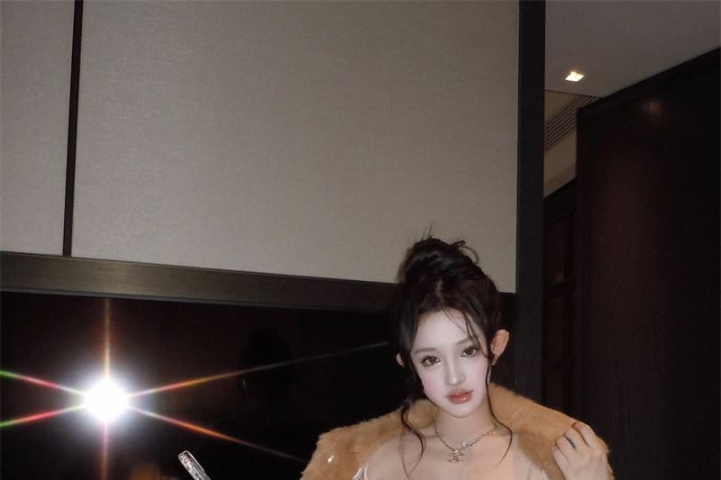 Spaghetti Strap Sequined Fishbone Bodycon Cocktail Dress