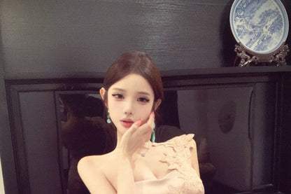 One-Shoulder Lace Panel Satin Bodycon Evening Gown