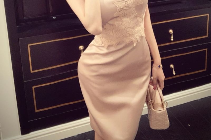 One-Shoulder Lace Panel Satin Bodycon Evening Gown